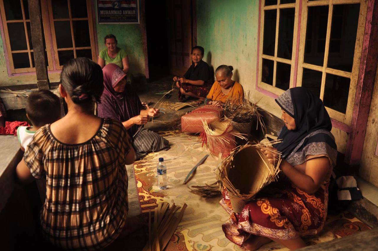 Mu Homestay Tetebatu Exteriör bild